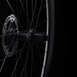 Fast Forward Ryot DT240 Carbon Disc Rennrad Laufradsatz 11 Fast Forward Ryot DT240 Carbon Disc Rennrad Laufradsatz -Outlet Fahrradschläuche Store Fast Forward Ryot DT240 Carbon Disc Road Wheelset 05