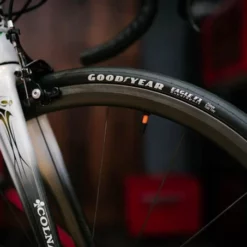 Goodyear Eagle F1 SuperSport Tubeless Rennradreifen -Outlet Fahrradschläuche Store Goodyear Eagle F1 SuperSport Tubeless Road Tyre 06