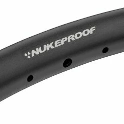 Nukeproof Neutron V2 Felge -Outlet Fahrradschläuche Store Nukeproof Neutron V2 Rim Rims Black NUKNEUV2275RIM 1