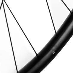 Nukeproof Neutron V2 Vorderrad -Outlet Fahrradschläuche Store Nukeproof Neutron V2 Front Wheel 06